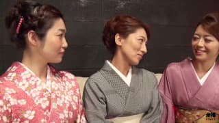 与Maki Hojo和朋友们的日本传统和服狂欢