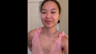 准备好在我的新粉色透视连衣裙💘中查看内容