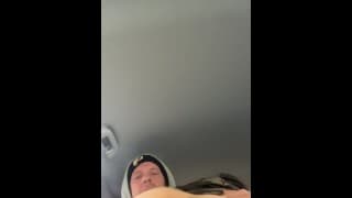 优步司机骑我直到我闯入她的阴户