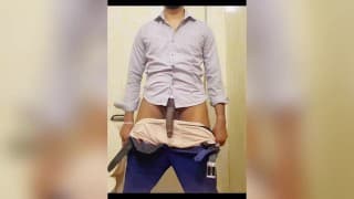 不好意思！让我先射精，然后我工作