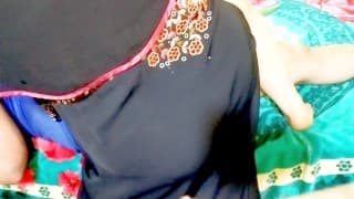 فضيحه القحاب نهى واحمد زوج بنتهاسكس عربي مصري كلام يهيج نار بقول عايزه تنيك جمده قوي في كسي